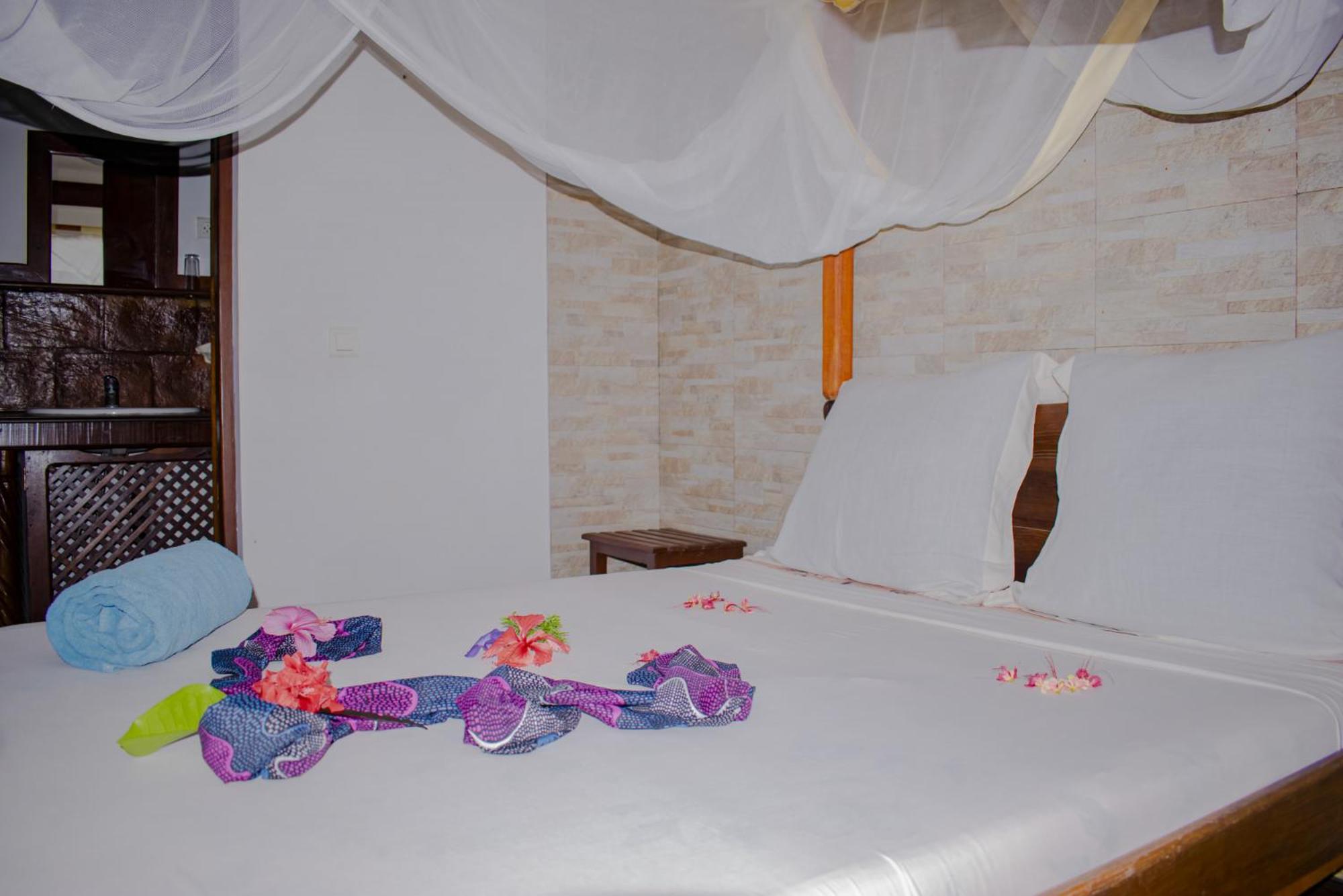 Hotel Les Boucaniers Ambatoloaka  Pokój zdjęcie