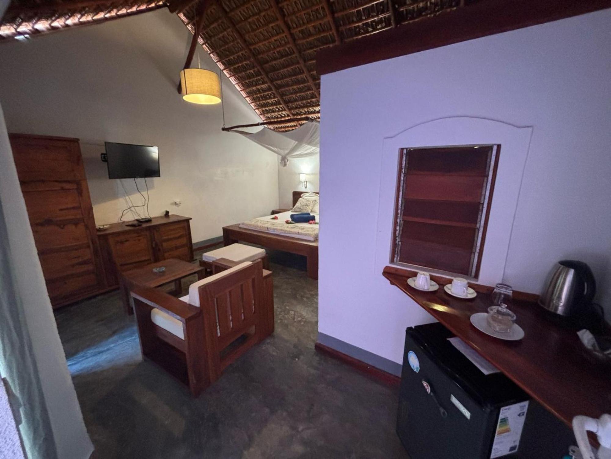 Hotel Les Boucaniers Ambatoloaka  Pokój zdjęcie